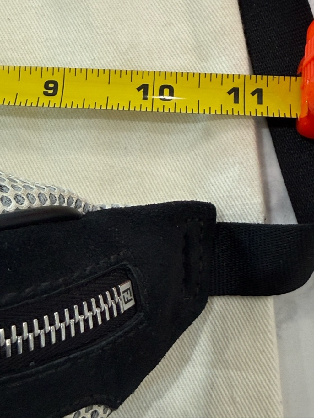 Fendi mesh nylon over FF signature logo Bum Bag crossbody adjustable strap - Picture 9 of 13